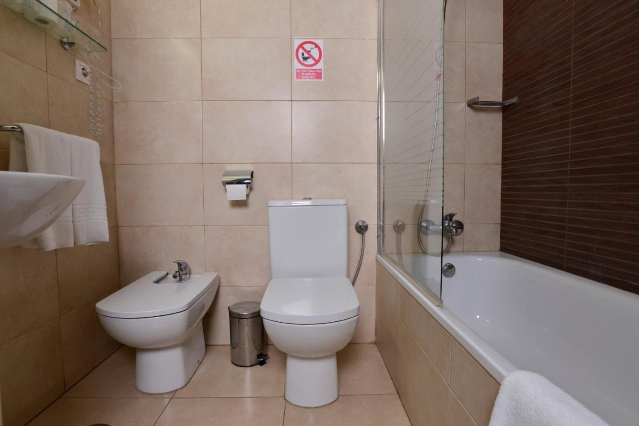 Hotel Sol Almería Extérieur photo
