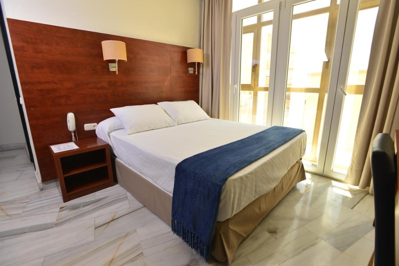 Hotel Sol Almería Extérieur photo